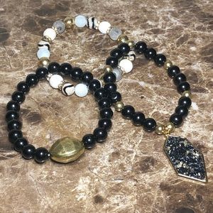 Black, gold & marble beaded charm bracelet set